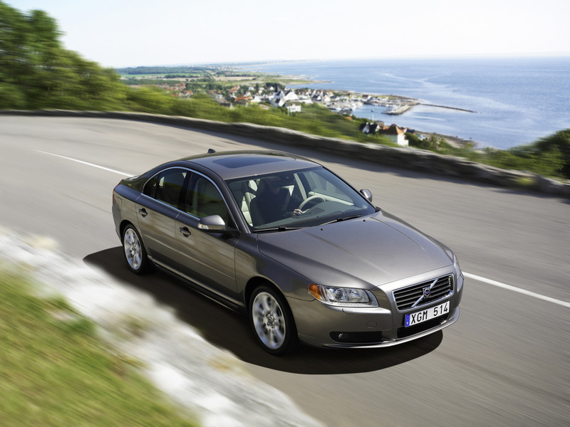 download 01 Volvo S80 workshop manual