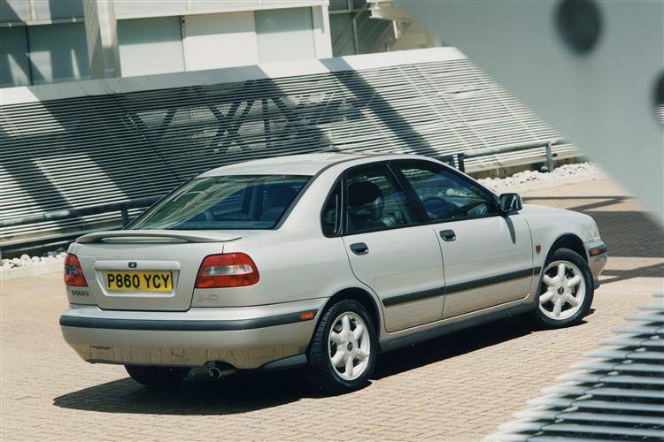 download 02 Volvo S40 workshop manual