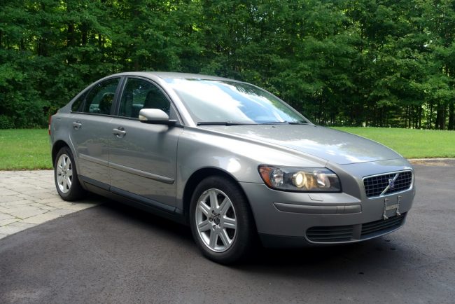 download 05 Volvo S40 workshop manual