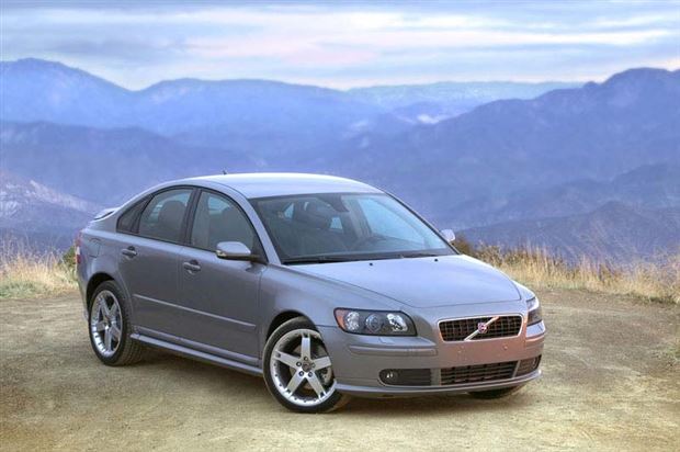 download 05 Volvo S40 workshop manual