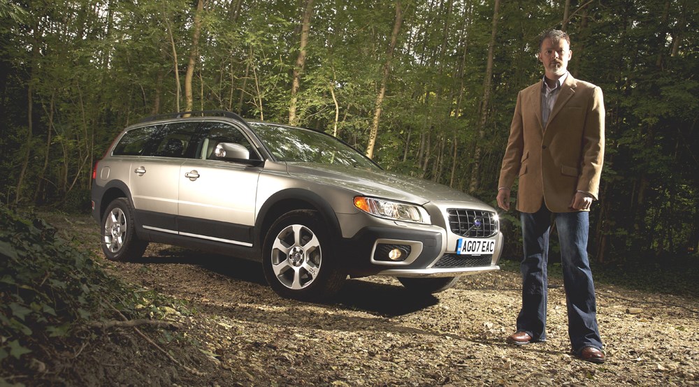 download 08 Volvo XC70 workshop manual