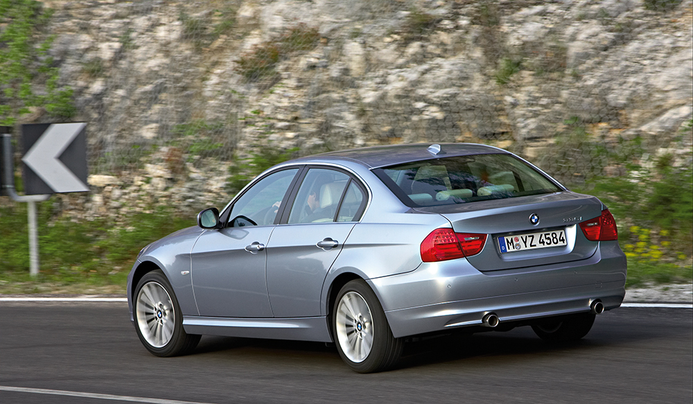 download 3 Series E90 SALOON workshop manual