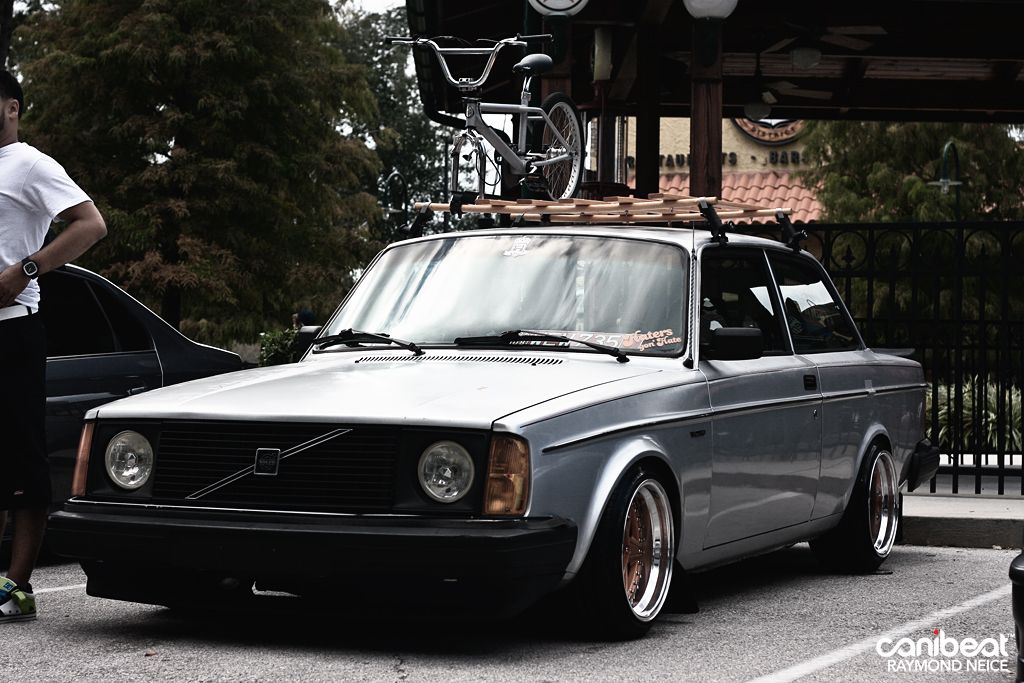 download 76 Volvo 242 244 245 workshop manual