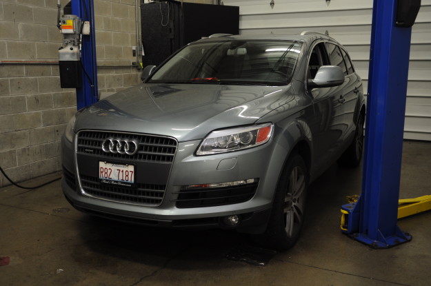 download AUDI Q7 workshop manual