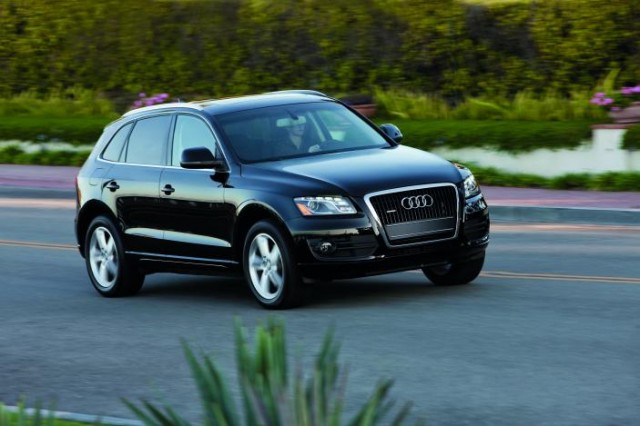 download AUDI Q7 workshop manual