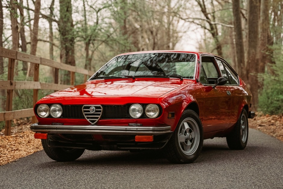 download Alfa Romeo Alfetta able workshop manual