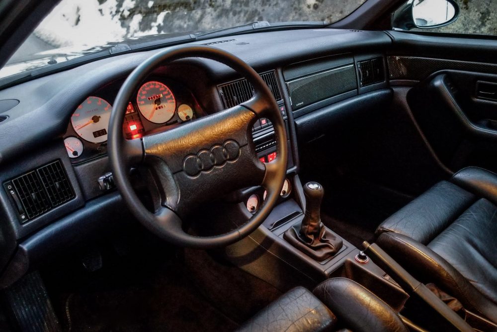 download Audi Avant RS2 workshop manual