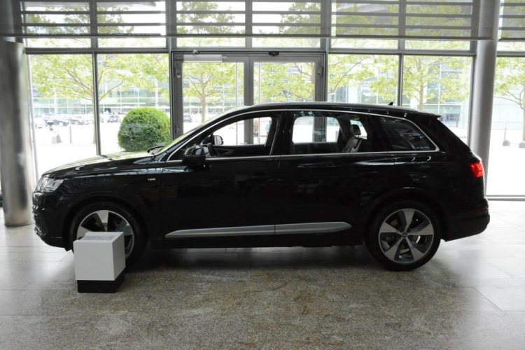 download Audi Q7 workshop manual