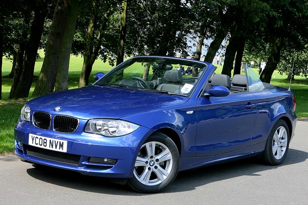 download BMW 1 Series E88 Convertable workshop manual