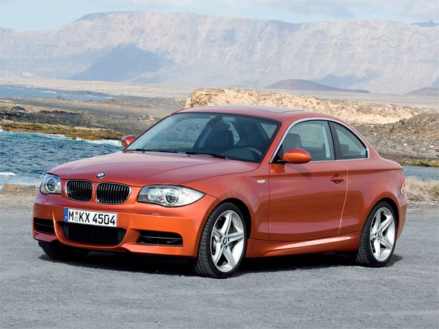 download BMW 128i 135i Convertable COUPE USERS s workshop manual