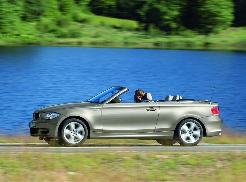 download BMW 135i Convertible with idrive able workshop manual