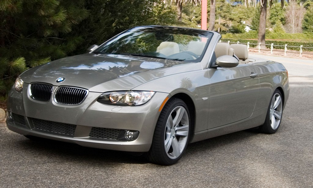 download BMW 3 Convertible workshop manual