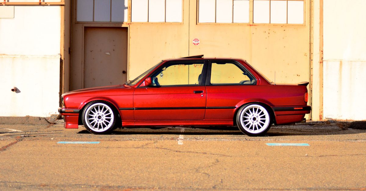 download BMW 3 E30 able workshop manual