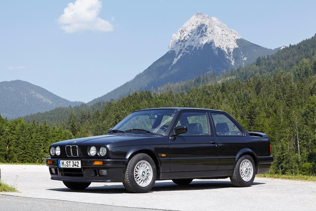 download BMW 3 E30 workshop manual