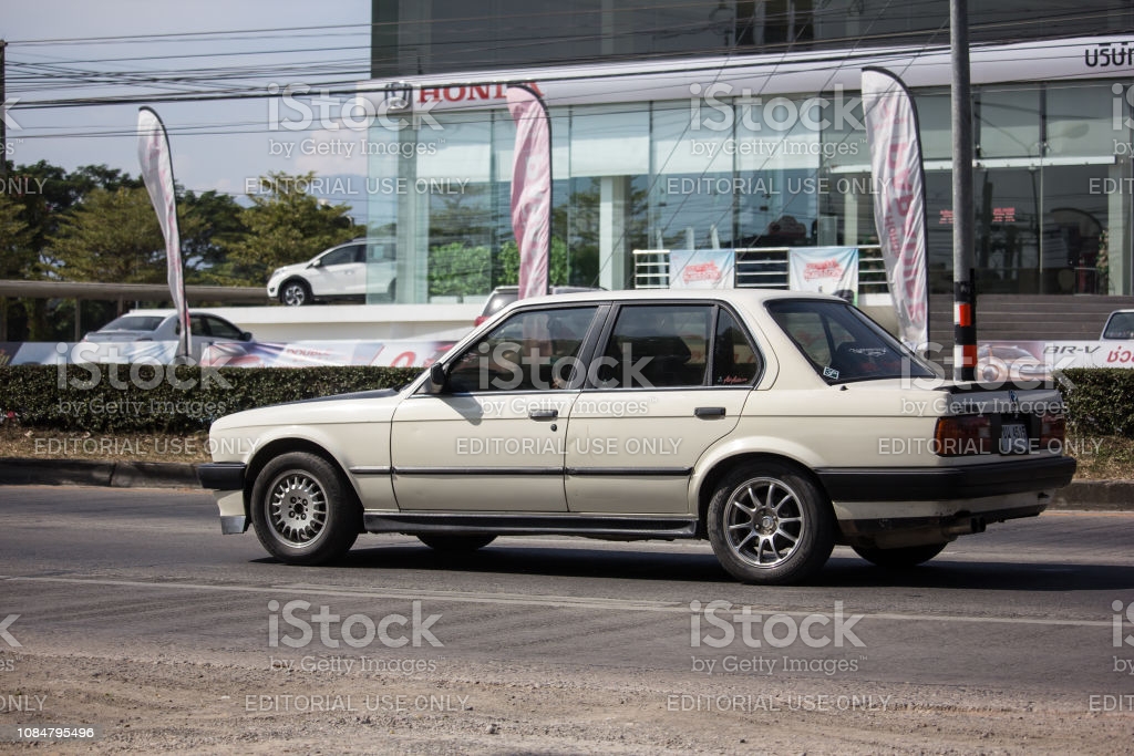 download BMW 318i workshop manual