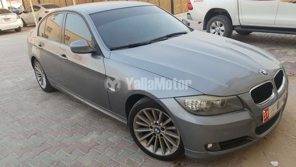 download BMW 320i workshop manual