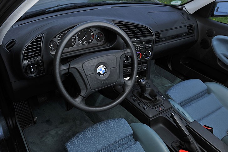 download BMW 323IS workshop manual