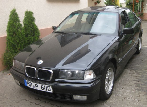 download BMW 323i Sedan workshop manual