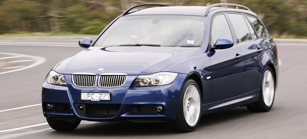 download BMW 323i workshop manual