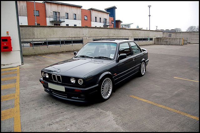 download BMW 325 325i workshop manual