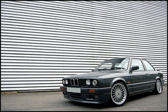 download BMW 325 325i workshop manual