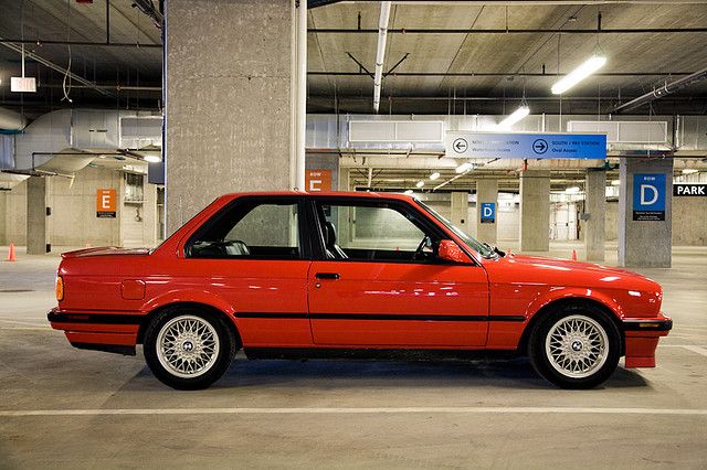 download BMW 325E 318I workshop manual