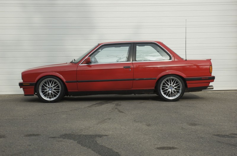 download BMW 325e 318i workshop manual