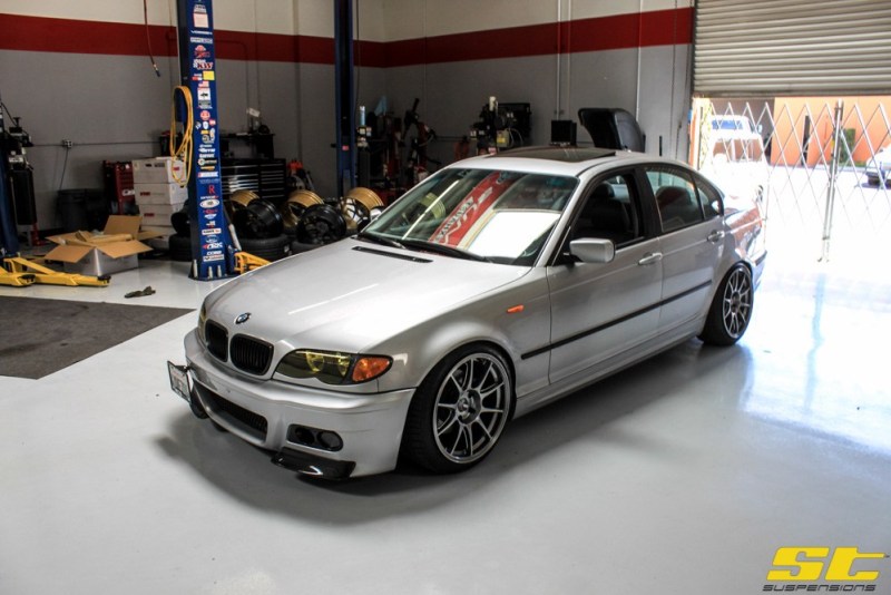 download BMW 325xi 3 E46 workshop manual