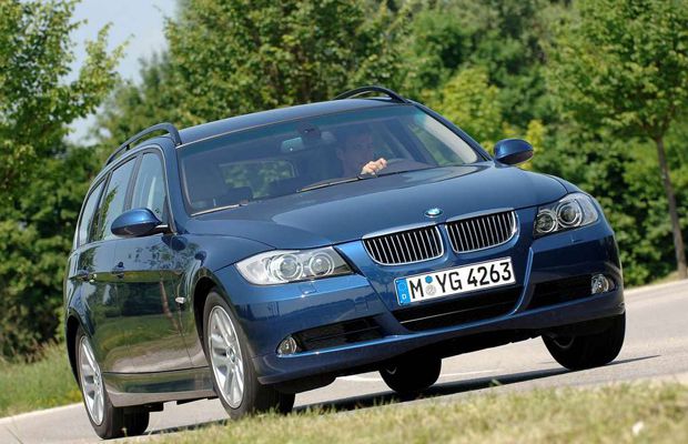 download BMW 325xi able workshop manual