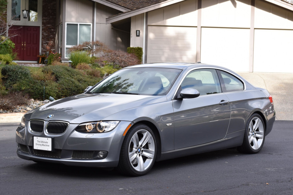 download BMW 335i Coupe with idrive workshop manual