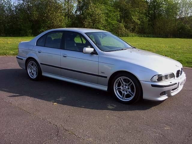 download BMW 5 525 528 530 540 Sedan Sport Wagon workshop manual