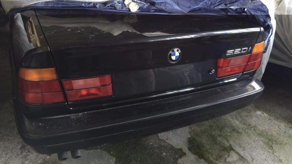 download BMW 5 E34 525i able workshop manual