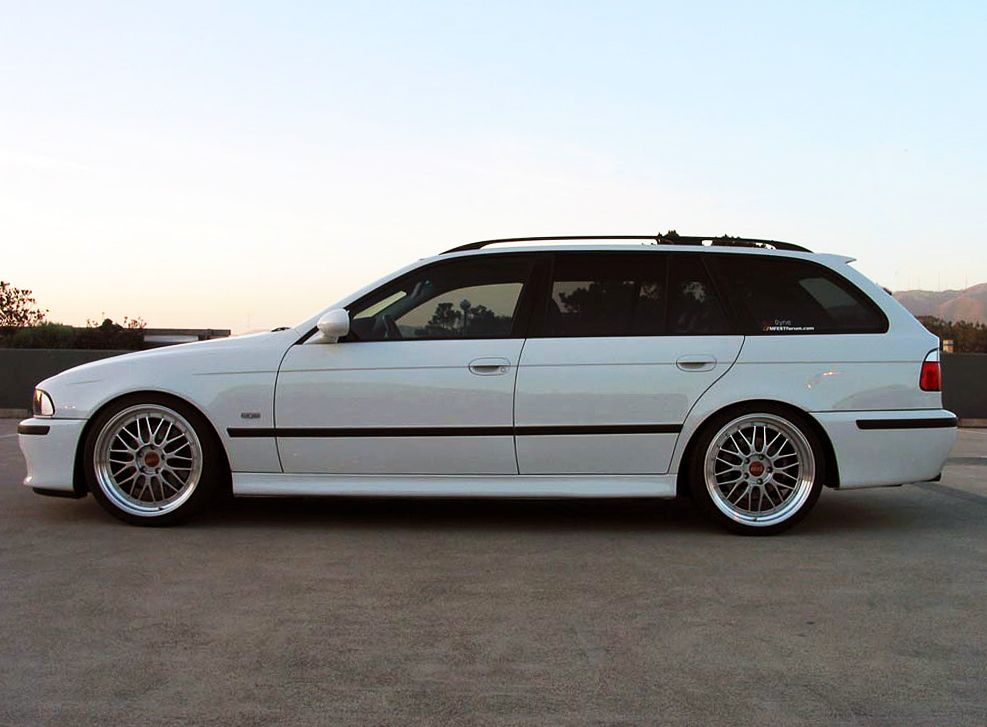 download BMW 5 E39 525i Sport Wagon workshop manual