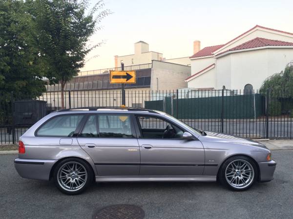 download BMW 5 E39 530i Sport Wagon workshop manual