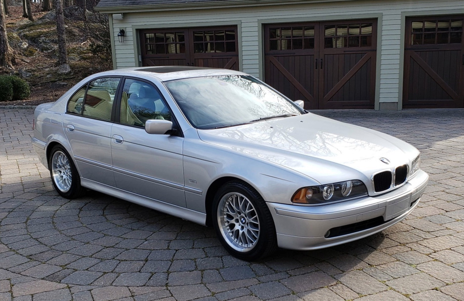 download BMW 5 E39 530i Sport Wagon workshop manual