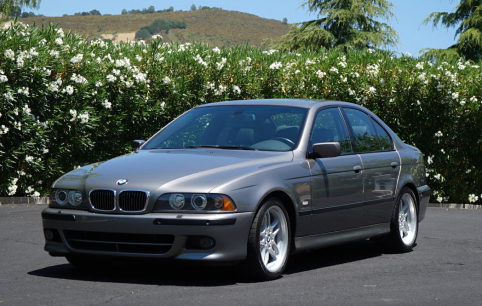 download BMW 5 E39 workshop manual