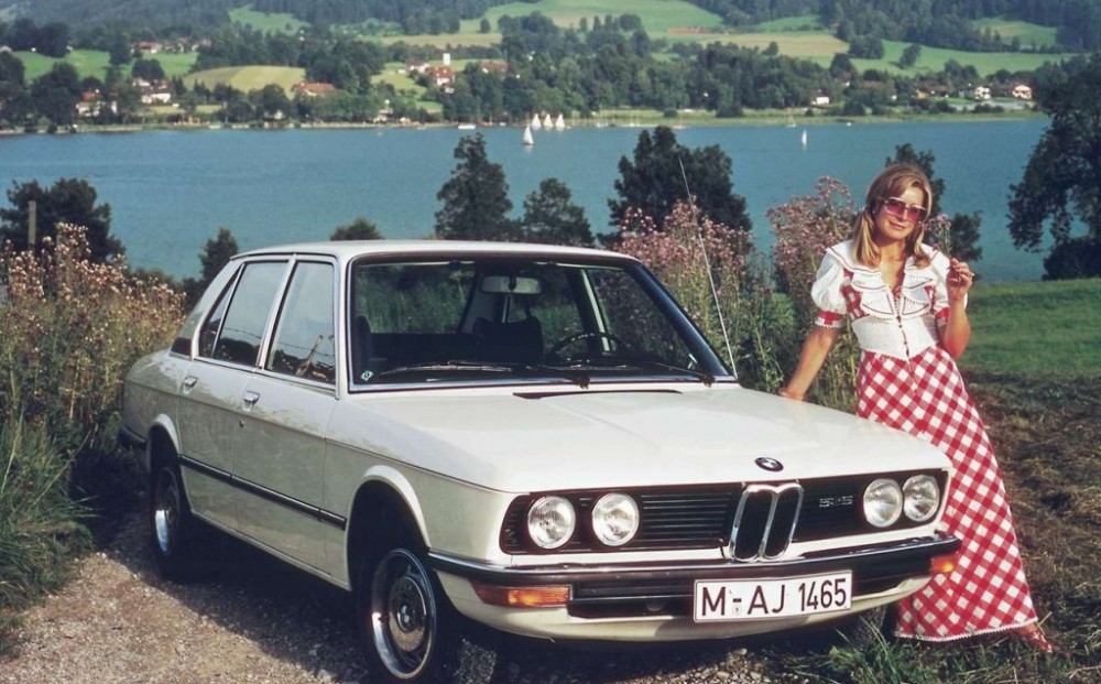 download BMW 5 Series E12 workshop manual