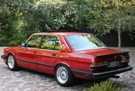 download BMW 5 Series E28 525i workshop manual