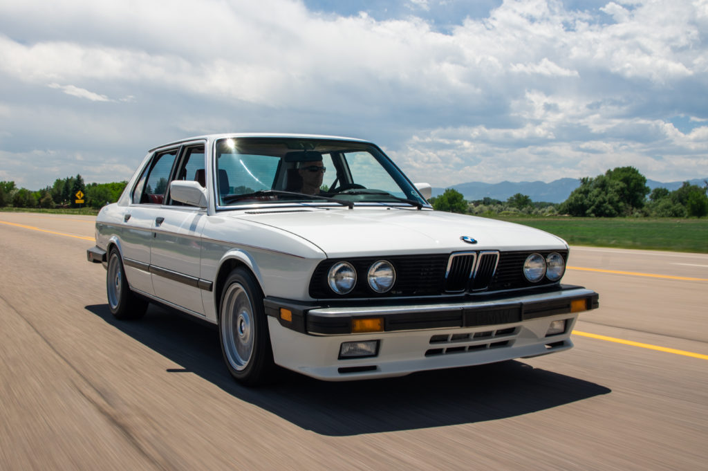 download BMW 5 Series E28 535i workshop manual