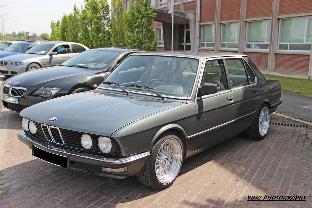 download BMW 518 workshop manual