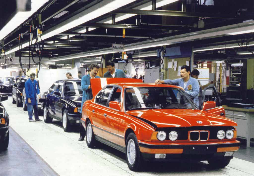 download BMW 525ix workshop manual