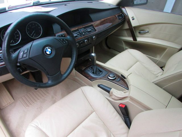download BMW 525xi workshop manual