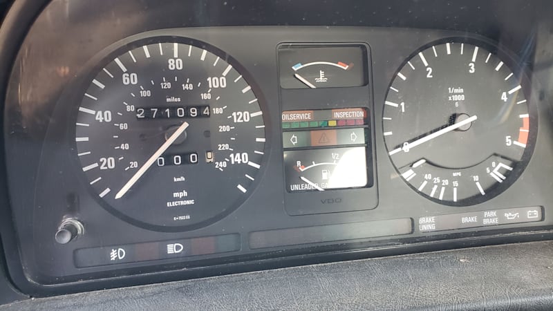 download BMW 528e 533i workshop manual
