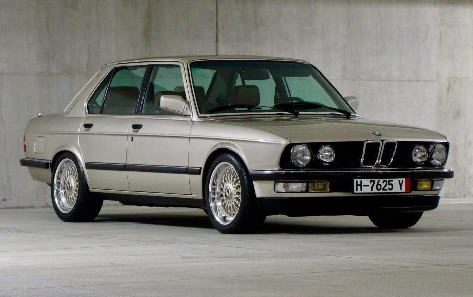 download BMW 528e 535i workshop manual