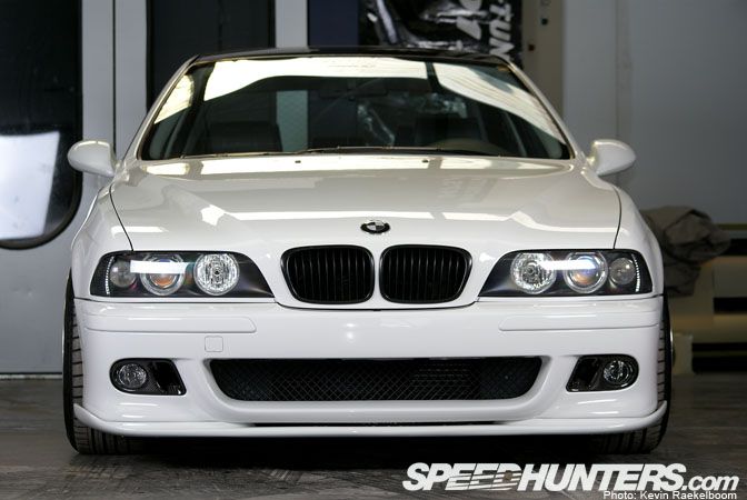 download BMW 528i E39 workshop manual