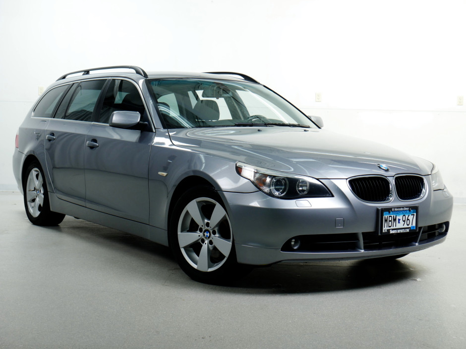 download BMW 530xi Sport Wagon workshop manual