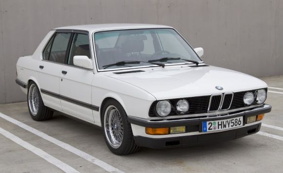 download BMW 535I E28 workshop manual