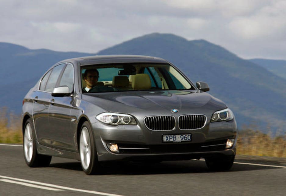 download BMW 535i FSM workshop manual