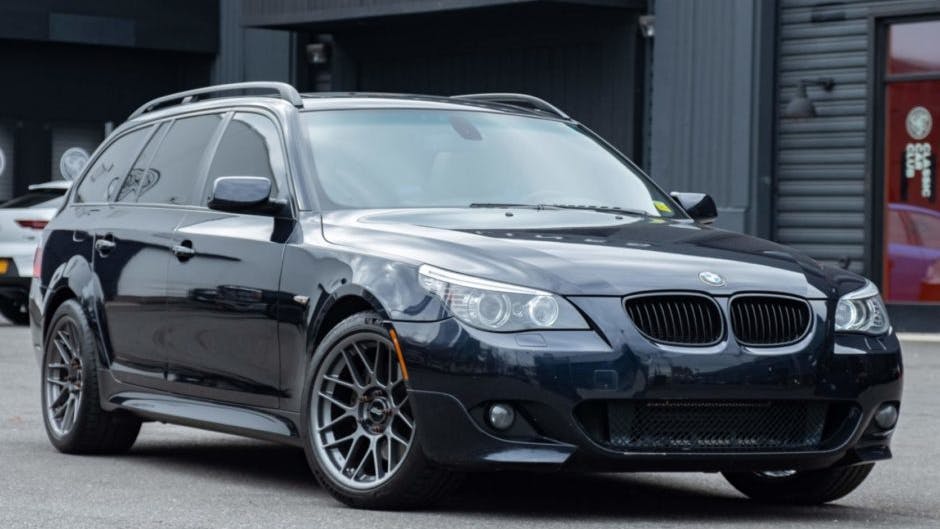 download BMW 535xi Sport Wagon workshop manual