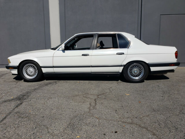 download BMW 7 Series E32 workshop manual